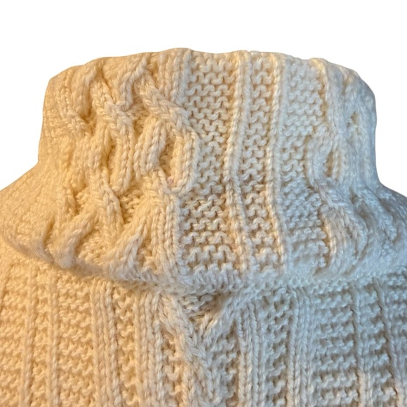 Dale of Norway 100% Wool Cable Knit Turtleneck Sweater. SZ | M Fisherman - Picture 8 of 16